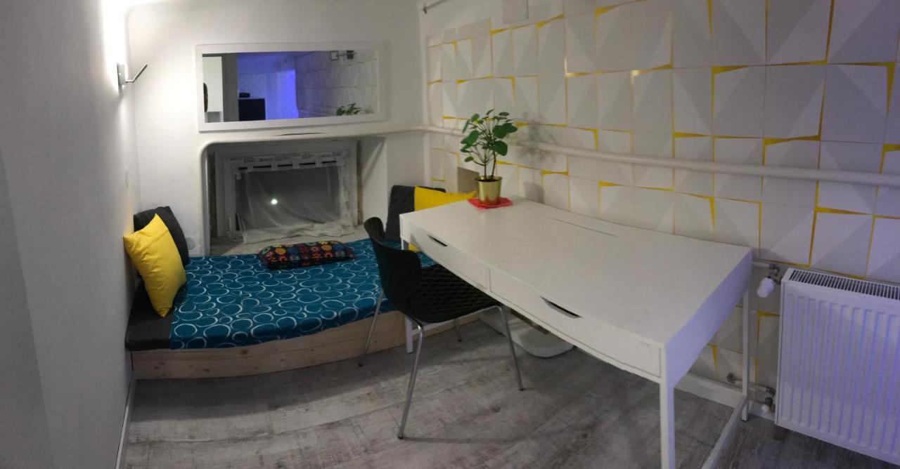 Corvin Ruinpub Designed Apartment Budapest Exterior foto